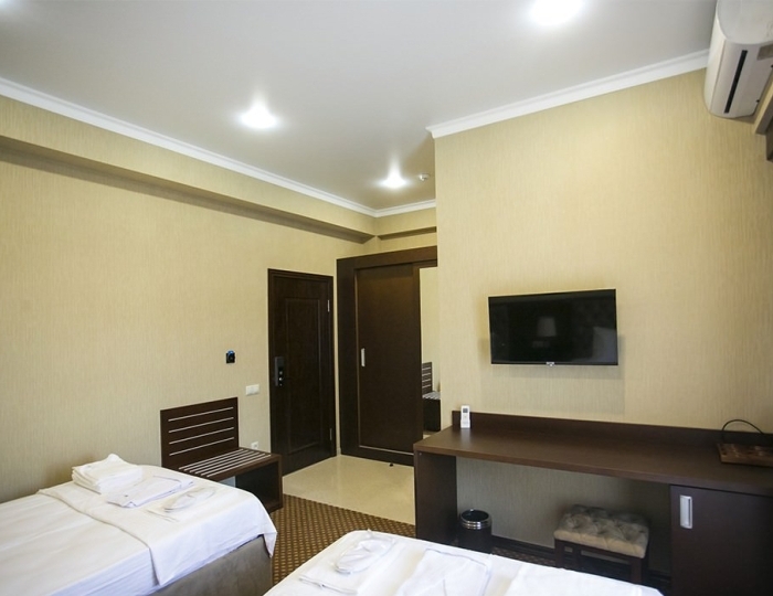 2-местное повыш. комф. с балк. - Отель AinLan / АинЛан Сухум